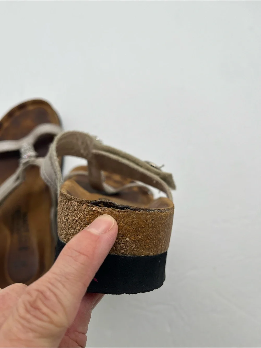 Naot Malibu Metallic Embellished T‑Strap Sandals Women’s 37/  6 Comfort Flaw